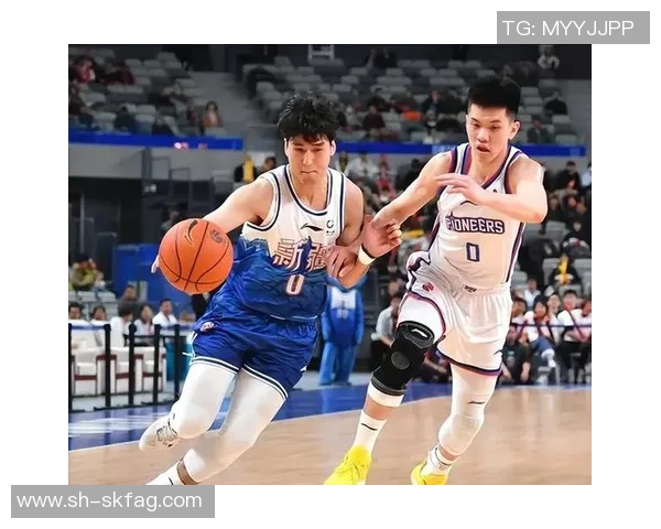 鹏城对决毅腾深圳足球盛宴再掀波澜球迷期待精彩对抗与激情时刻